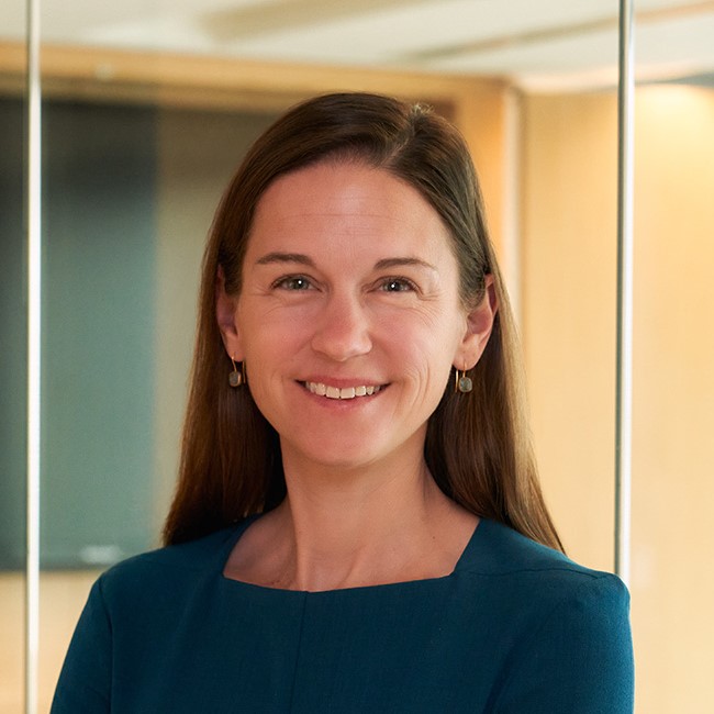 Erin Estey Hertzog headshot