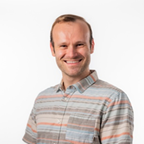 Sam Gussman-Toh headshot